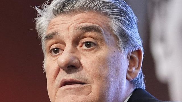 Başkan Serdal Adalı, Beşiktaş'ın Slovakya Kampında Takımla Buluştu