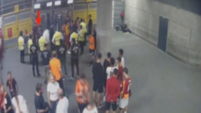 Galatasaray-Göztepe Maçında Karaborsa Bilet Satan Şüpheli Tutuklandı