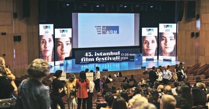 43. İstanbul Film Festivali kapsamında kült film yenilendi: Sinema tutkusu – Son Dakika Kültür Sanat Haberleri