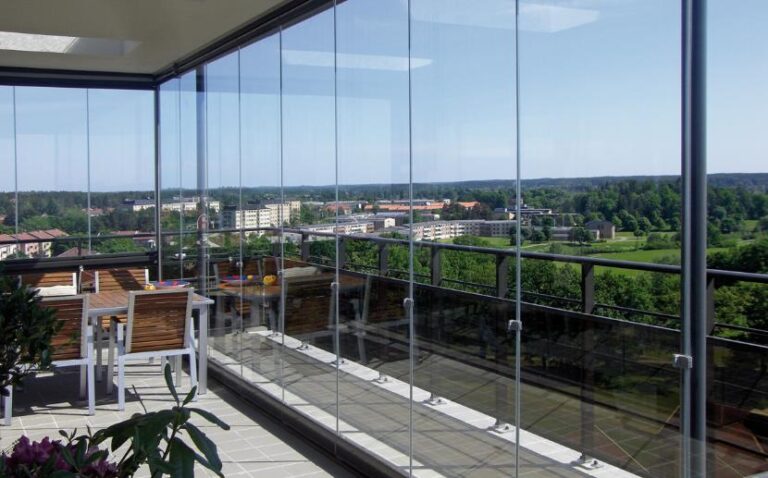 Otomatik Cam Balkon ile Konforlu ve Şık Yaşam Alanları