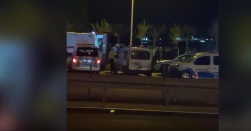 İstanbul polisi ile çarpışan iki şüpheli etkilendi ve yakalandı