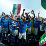 İtalyan Serie A Serie A'nın son haftasında Cagliari'yi 2-0 yenen Napoli şampiyon oldu!