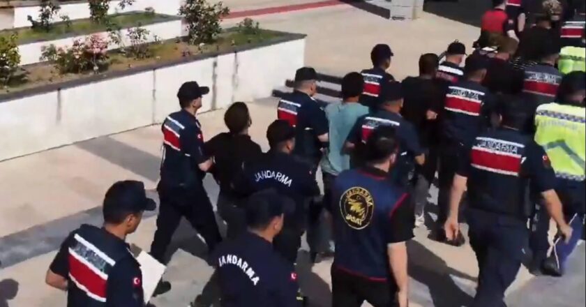 Uyuşturucu satıcıları için operasyon: 104 şüpheli tutuklandı