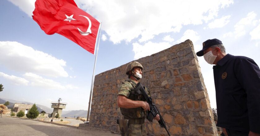 MSB, Kuzey Irak'taki metan gazından etkilenen 8 Türk askerinin hayatını kaybettiğini açıkladı.