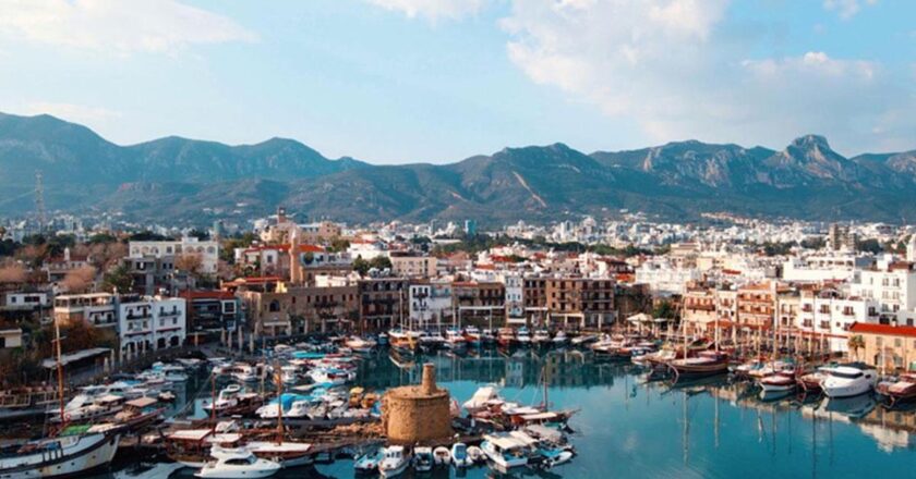 Resmi dil, sermaye, yerel saat …