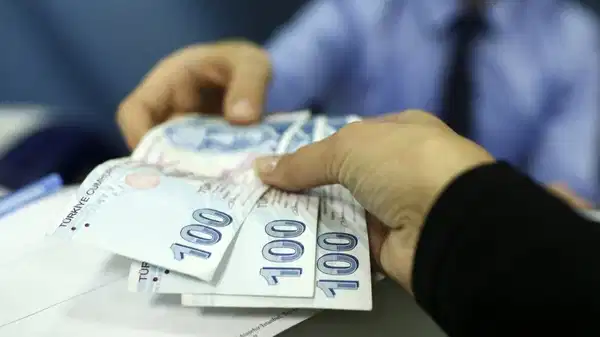 TCMB faiz indirimi sonrası mevduat faizleri güncellendi: 100 bin TL'nin aylık getirisi ne kadar oldu?