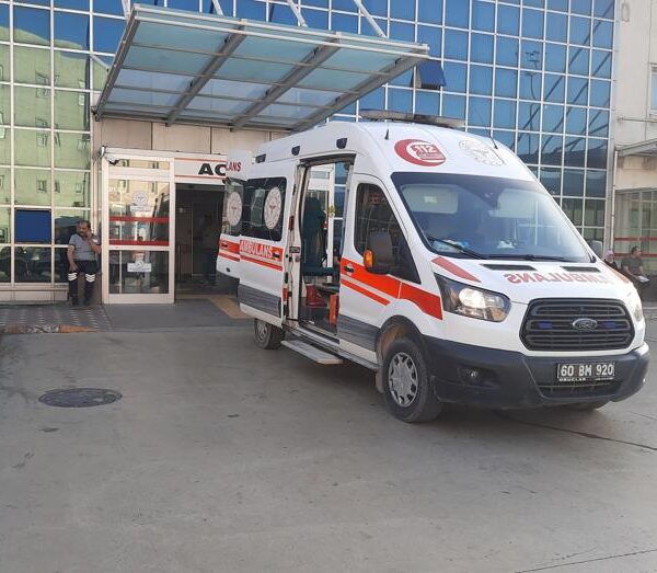 Tokat’ta 19 öğrenci zehirlenme endişesiyle hastaneye sevk edildi