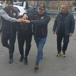 Kaçan şüphelinin çarptığı kadın hastanede yaşamını yitirdi