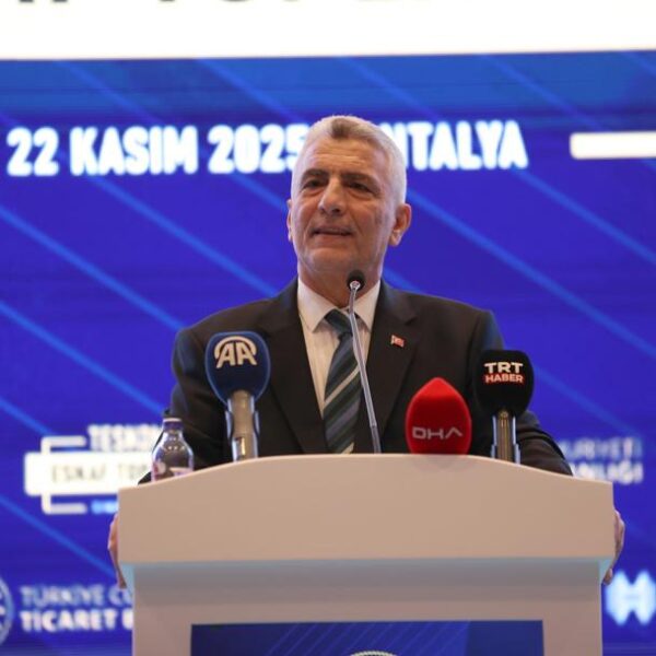 Ticaret Bakanı Ömer Bolat: “Esnafa sağlanan kredi miktarı 148 milyar lirayı buldu”