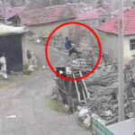 Eşine şiddet uygulayıp yerde tekme attı